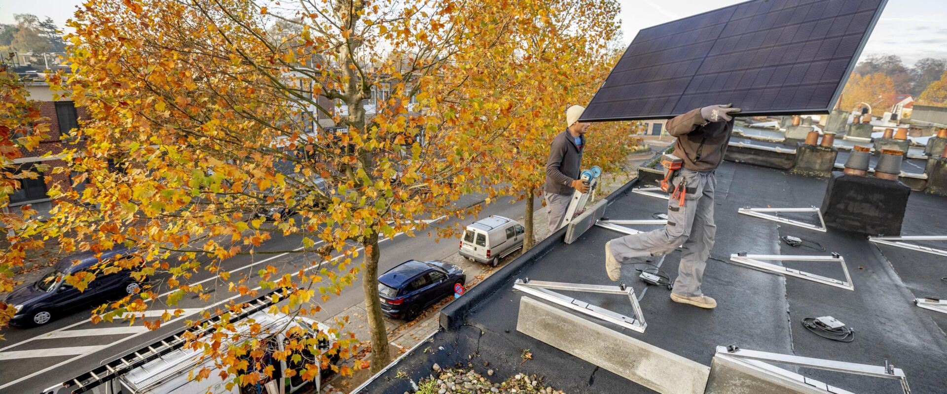 Telcom-zonnepanelen-platdak-deurne-jdw-032